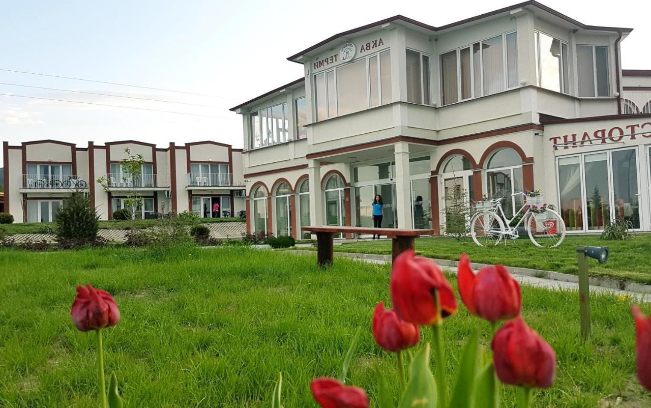 Апартаментен Туристически Комплекс Аква Терми Krasnovo Ngoại thất bức ảnh